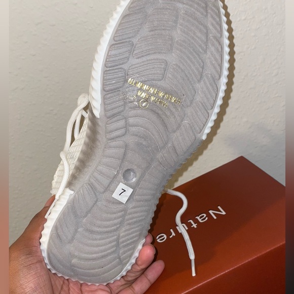 Nature Breeze White Women's Sneakers - Picture 2 of 7
